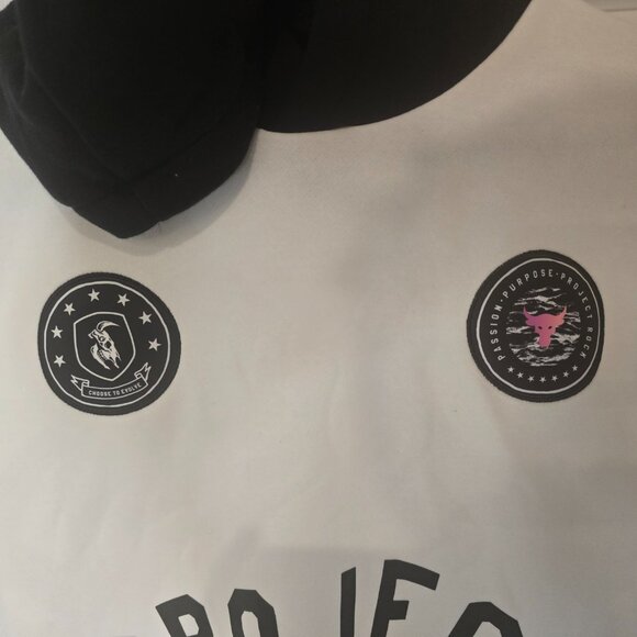 Under Armor Project Rock Sweat shirt - Picture 2 of 4